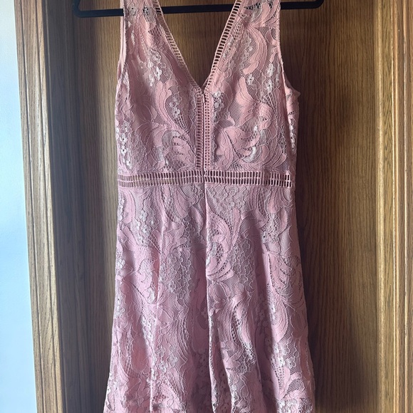 Black Swan Pink Sleeveless V-Neck Mini Dress - Picture 5 of 7